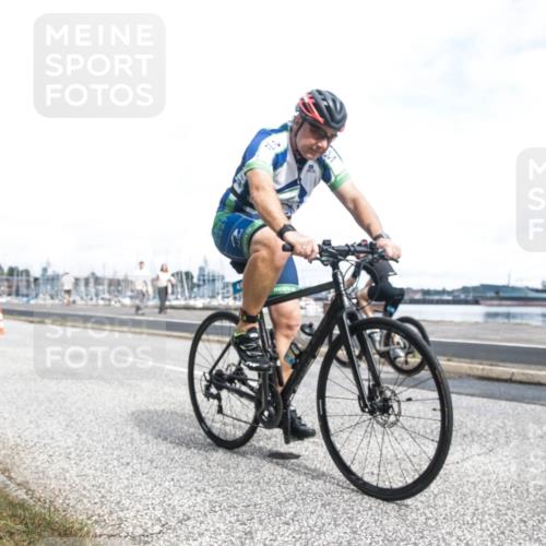 16.08.2026 - KN Förde Triathlon 2026 H.Heesch http://msf.ph/oto/9980254 16.08.2026 11:26:27 Radfahren 317, 374, 385, 407, 432 meine-sportfotos.de