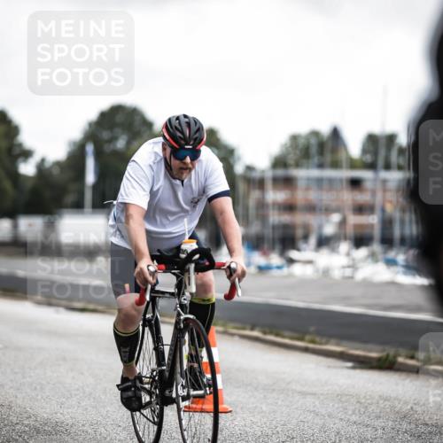 16.08.2026 - KN Förde Triathlon 2026 H.Heesch http://msf.ph/oto/9980259 16.08.2026 11:44:04 Radfahren 351, 421, 801 meine-sportfotos.de