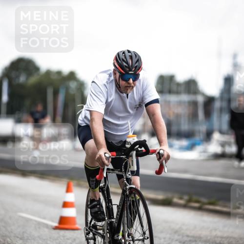 16.08.2026 - KN Förde Triathlon 2026 H.Heesch http://msf.ph/oto/9980268 16.08.2026 11:44:04 Radfahren 351, 421, 801 meine-sportfotos.de