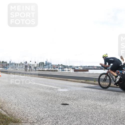 16.08.2026 - KN Förde Triathlon 2026 H.Heesch http://msf.ph/oto/9980279 16.08.2026 11:26:56 Radfahren 343, 359, 361, 383, 412, 804 meine-sportfotos.de
