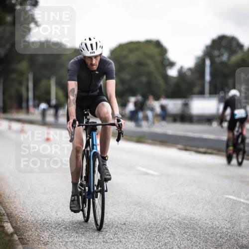 16.08.2026 - KN Förde Triathlon 2026 H.Heesch http://msf.ph/oto/9980287 16.08.2026 11:44:14 Radfahren  meine-sportfotos.de