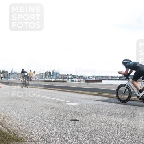 16.08.2026 - KN Förde Triathlon 2026 H.Heesch http://msf.ph/oto/9980302 16.08.2026 11:27:13 Radfahren 334, 414 meine-sportfotos.de