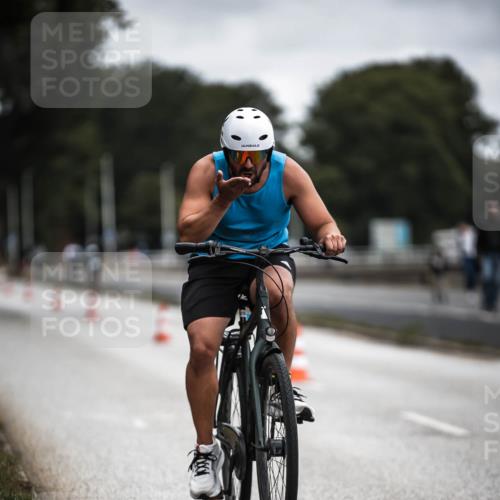 16.08.2026 - KN Förde Triathlon 2026 H.Heesch http://msf.ph/oto/9980308 16.08.2026 11:44:24 Radfahren  meine-sportfotos.de