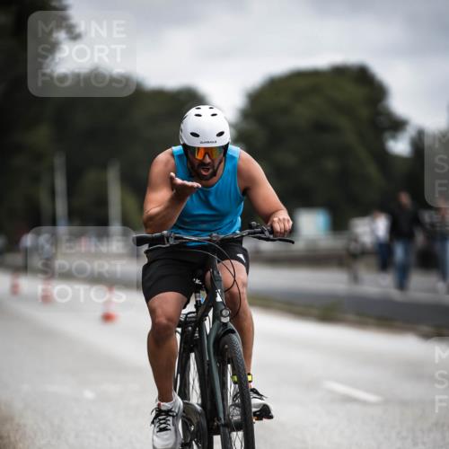 16.08.2026 - KN Förde Triathlon 2026 H.Heesch http://msf.ph/oto/9980311 16.08.2026 11:44:25 Radfahren  meine-sportfotos.de