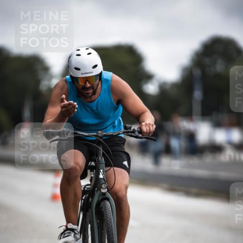 16.08.2026 - KN Förde Triathlon 2026 H.Heesch http://msf.ph/oto/9980324 16.08.2026 11:44:25 Radfahren  meine-sportfotos.de