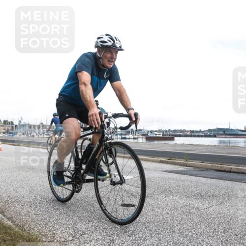 16.08.2026 - KN Förde Triathlon 2026 H.Heesch http://msf.ph/oto/9980329 16.08.2026 11:27:43 Radfahren 310, 360, 406, 441 meine-sportfotos.de