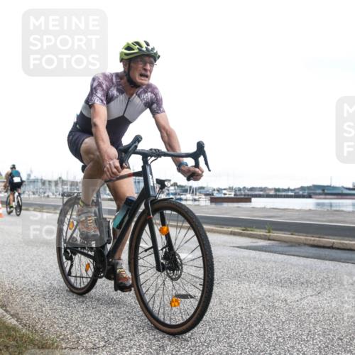 16.08.2026 - KN Förde Triathlon 2026 H.Heesch http://msf.ph/oto/9980331 16.08.2026 11:27:43 Radfahren 310, 360, 406, 441 meine-sportfotos.de