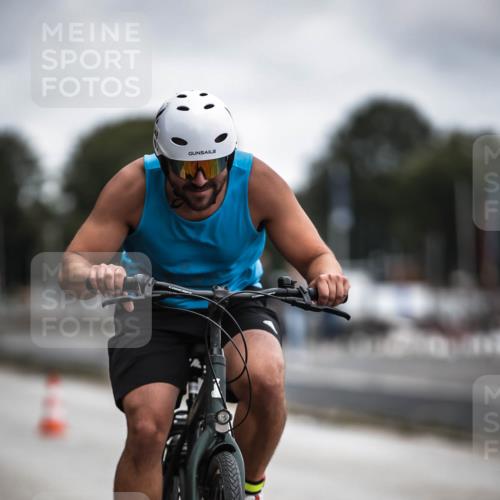 16.08.2026 - KN Förde Triathlon 2026 H.Heesch http://msf.ph/oto/9980332 16.08.2026 11:44:25 Radfahren  meine-sportfotos.de