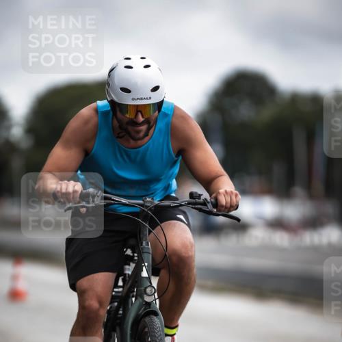 16.08.2026 - KN Förde Triathlon 2026 H.Heesch http://msf.ph/oto/9980333 16.08.2026 11:44:25 Radfahren  meine-sportfotos.de