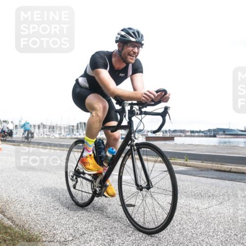 16.08.2026 - KN Förde Triathlon 2026 H.Heesch http://msf.ph/oto/9980348 16.08.2026 11:28:15 Radfahren 354, 367, 427, 802 meine-sportfotos.de