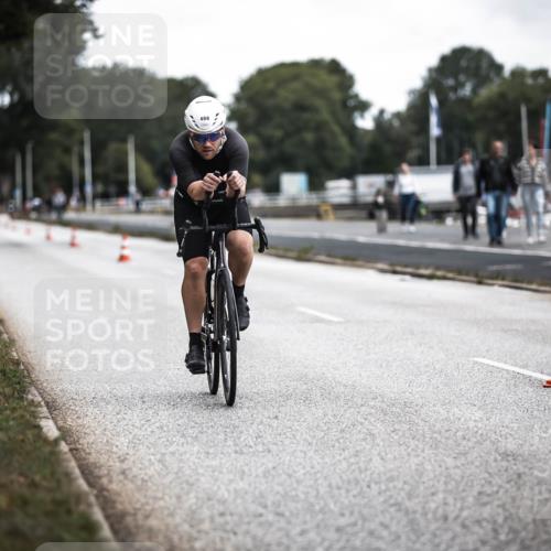 16.08.2026 - KN Förde Triathlon 2026 H.Heesch http://msf.ph/oto/9980356 16.08.2026 11:44:36 Radfahren 376, 392 meine-sportfotos.de