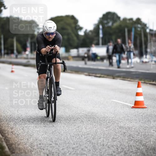 16.08.2026 - KN Förde Triathlon 2026 H.Heesch http://msf.ph/oto/9980363 16.08.2026 11:44:36 Radfahren 376, 392 meine-sportfotos.de
