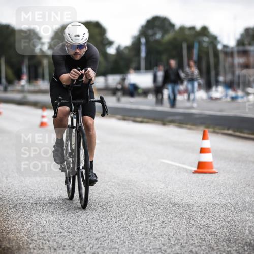 16.08.2026 - KN Förde Triathlon 2026 H.Heesch http://msf.ph/oto/9980368 16.08.2026 11:44:36 Radfahren 376, 392 meine-sportfotos.de