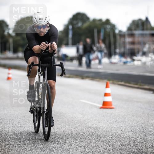 16.08.2026 - KN Förde Triathlon 2026 H.Heesch http://msf.ph/oto/9980372 16.08.2026 11:44:36 Radfahren 376, 392 meine-sportfotos.de