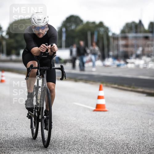 16.08.2026 - KN Förde Triathlon 2026 H.Heesch http://msf.ph/oto/9980373 16.08.2026 11:44:36 Radfahren 376, 392 meine-sportfotos.de