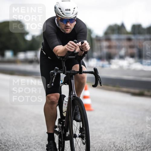 16.08.2026 - KN Förde Triathlon 2026 H.Heesch http://msf.ph/oto/9980382 16.08.2026 11:44:36 Radfahren 376, 392 meine-sportfotos.de