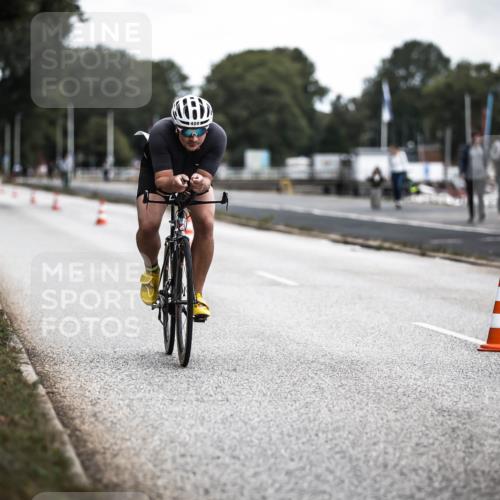 16.08.2026 - KN Förde Triathlon 2026 H.Heesch http://msf.ph/oto/9980383 16.08.2026 11:44:41 Radfahren 376, 392 meine-sportfotos.de