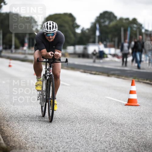 16.08.2026 - KN Förde Triathlon 2026 H.Heesch http://msf.ph/oto/9980393 16.08.2026 11:44:42 Radfahren 376, 392 meine-sportfotos.de