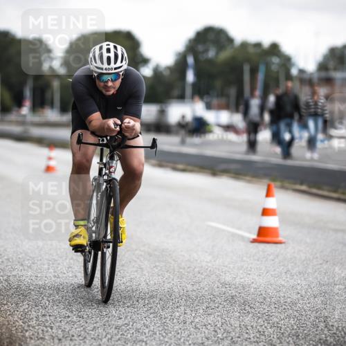 16.08.2026 - KN Förde Triathlon 2026 H.Heesch http://msf.ph/oto/9980399 16.08.2026 11:44:42 Radfahren 376, 392 meine-sportfotos.de