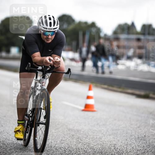 16.08.2026 - KN Förde Triathlon 2026 H.Heesch http://msf.ph/oto/9980407 16.08.2026 11:44:42 Radfahren 376, 392 meine-sportfotos.de