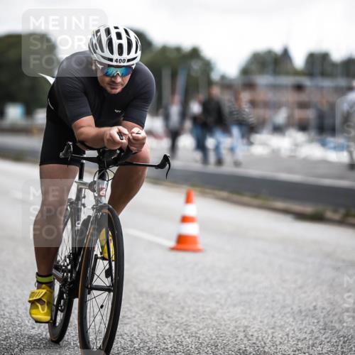 16.08.2026 - KN Förde Triathlon 2026 H.Heesch http://msf.ph/oto/9980409 16.08.2026 11:44:42 Radfahren 376, 392 meine-sportfotos.de