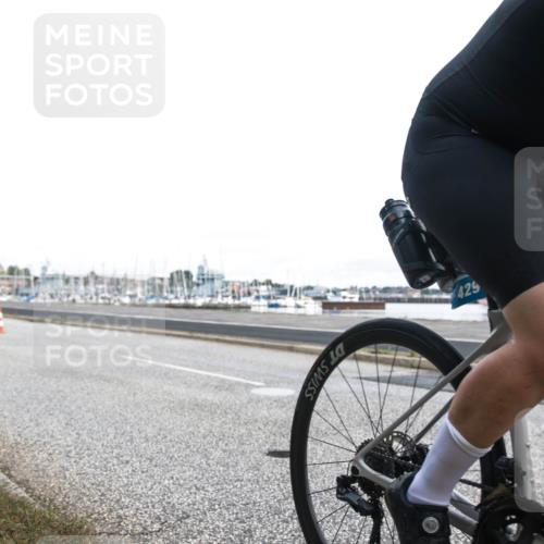 16.08.2026 - KN Förde Triathlon 2026 H.Heesch http://msf.ph/oto/9980415 16.08.2026 11:29:05 Radfahren 329, 429, 432 meine-sportfotos.de