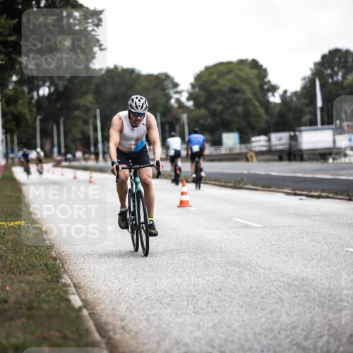 16.08.2026 - KN Förde Triathlon 2026 H.Heesch http://msf.ph/oto/9980418 16.08.2026 11:44:50 Radfahren  meine-sportfotos.de