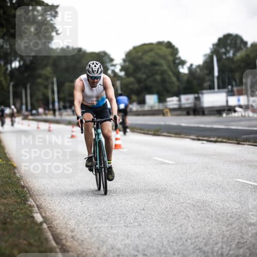 16.08.2026 - KN Förde Triathlon 2026 H.Heesch http://msf.ph/oto/9980426 16.08.2026 11:44:50 Radfahren  meine-sportfotos.de