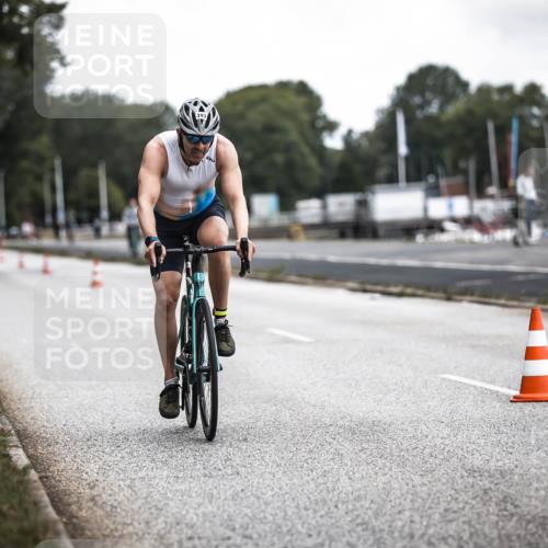 16.08.2026 - KN Förde Triathlon 2026 H.Heesch http://msf.ph/oto/9980437 16.08.2026 11:44:50 Radfahren  meine-sportfotos.de
