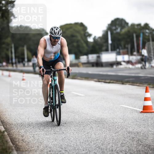 16.08.2026 - KN Förde Triathlon 2026 H.Heesch http://msf.ph/oto/9980439 16.08.2026 11:44:50 Radfahren  meine-sportfotos.de