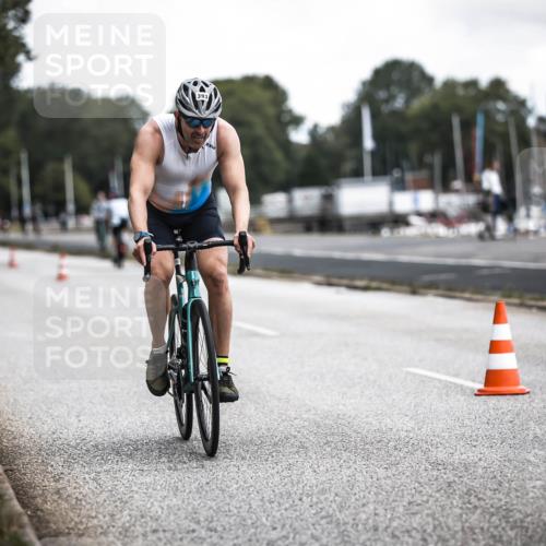 16.08.2026 - KN Förde Triathlon 2026 H.Heesch http://msf.ph/oto/9980442 16.08.2026 11:44:50 Radfahren  meine-sportfotos.de