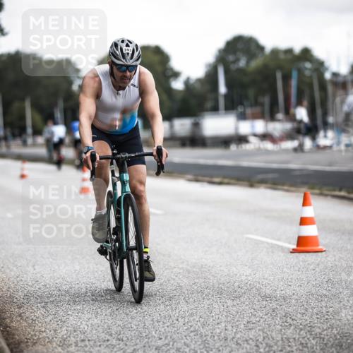 16.08.2026 - KN Förde Triathlon 2026 H.Heesch http://msf.ph/oto/9980446 16.08.2026 11:44:51 Radfahren  meine-sportfotos.de