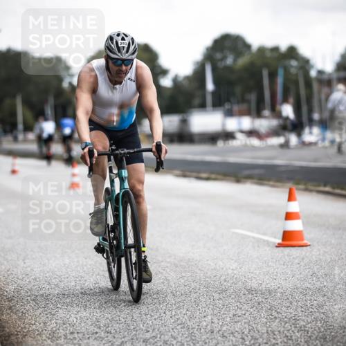 16.08.2026 - KN Förde Triathlon 2026 H.Heesch http://msf.ph/oto/9980448 16.08.2026 11:44:51 Radfahren  meine-sportfotos.de