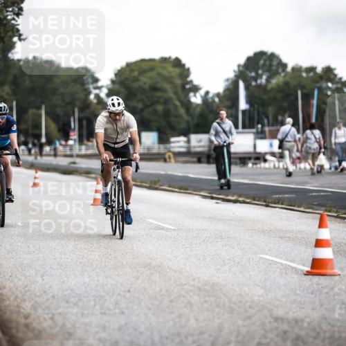 16.08.2026 - KN Förde Triathlon 2026 H.Heesch http://msf.ph/oto/9980467 16.08.2026 11:45:00 Radfahren 409, 422, 438, 439 meine-sportfotos.de