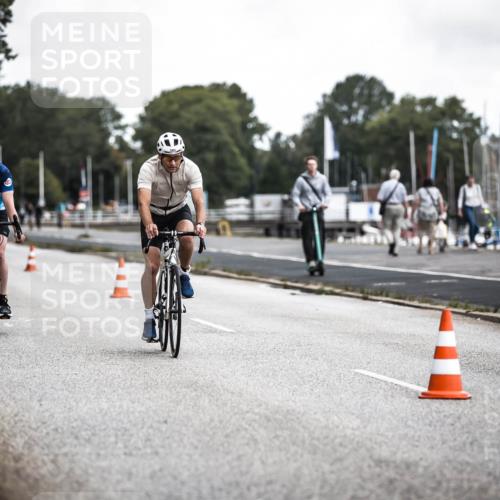 16.08.2026 - KN Förde Triathlon 2026 H.Heesch http://msf.ph/oto/9980474 16.08.2026 11:45:00 Radfahren 409, 422, 438, 439 meine-sportfotos.de
