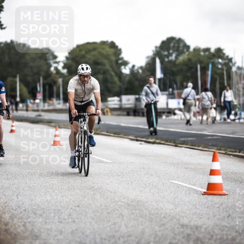 16.08.2026 - KN Förde Triathlon 2026 H.Heesch http://msf.ph/oto/9980475 16.08.2026 11:45:00 Radfahren 409, 422, 438, 439 meine-sportfotos.de