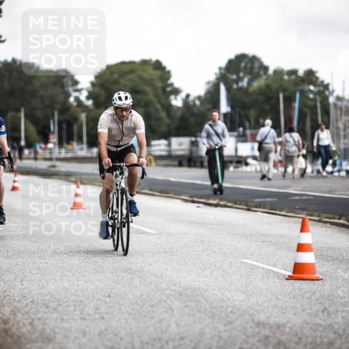 16.08.2026 - KN Förde Triathlon 2026 H.Heesch http://msf.ph/oto/9980477 16.08.2026 11:45:00 Radfahren 409, 422, 438, 439 meine-sportfotos.de