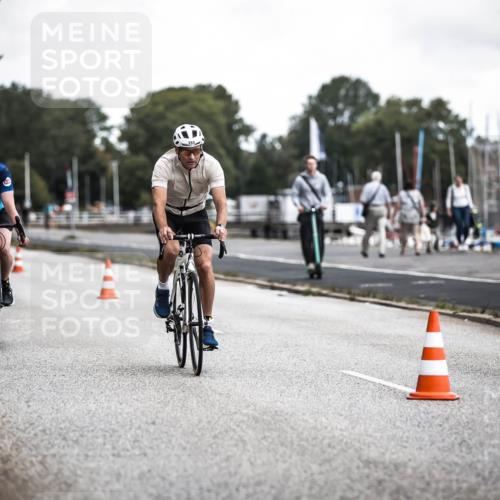 16.08.2026 - KN Förde Triathlon 2026 H.Heesch http://msf.ph/oto/9980482 16.08.2026 11:45:00 Radfahren 409, 422, 438, 439 meine-sportfotos.de