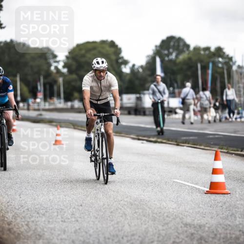 16.08.2026 - KN Förde Triathlon 2026 H.Heesch http://msf.ph/oto/9980484 16.08.2026 11:45:00 Radfahren 409, 422, 438, 439 meine-sportfotos.de