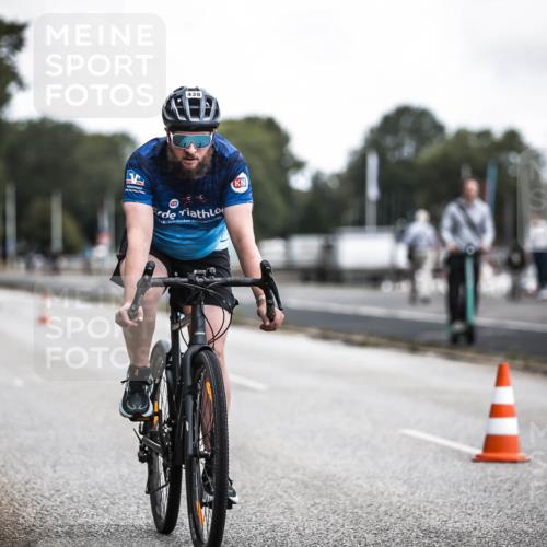 16.08.2026 - KN Förde Triathlon 2026 H.Heesch http://msf.ph/oto/9980494 16.08.2026 11:45:01 Radfahren 409, 422, 438, 439 meine-sportfotos.de