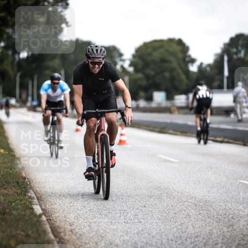 16.08.2026 - KN Förde Triathlon 2026 H.Heesch http://msf.ph/oto/9980507 16.08.2026 11:45:06 Radfahren 439 meine-sportfotos.de
