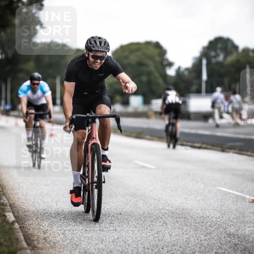 16.08.2026 - KN Förde Triathlon 2026 H.Heesch http://msf.ph/oto/9980511 16.08.2026 11:45:06 Radfahren 439 meine-sportfotos.de