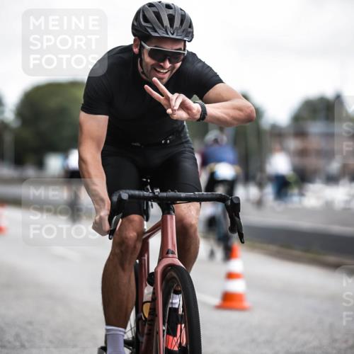 16.08.2026 - KN Förde Triathlon 2026 H.Heesch http://msf.ph/oto/9980523 16.08.2026 11:45:07 Radfahren 439 meine-sportfotos.de