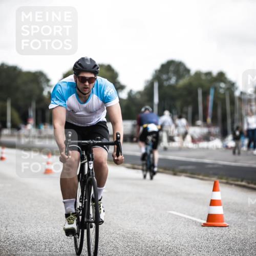 16.08.2026 - KN Förde Triathlon 2026 H.Heesch http://msf.ph/oto/9980526 16.08.2026 11:45:07 Radfahren 439 meine-sportfotos.de