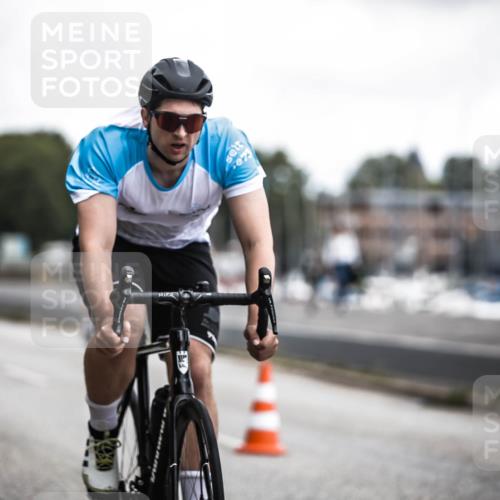 16.08.2026 - KN Förde Triathlon 2026 H.Heesch http://msf.ph/oto/9980533 16.08.2026 11:45:08 Radfahren  meine-sportfotos.de