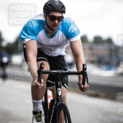 16.08.2026 - KN Förde Triathlon 2026 H.Heesch http://msf.ph/oto/9980536 16.08.2026 11:45:08 Radfahren  meine-sportfotos.de