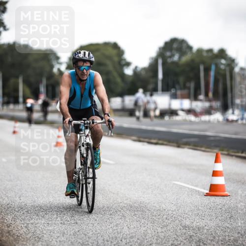 16.08.2026 - KN Förde Triathlon 2026 H.Heesch http://msf.ph/oto/9980538 16.08.2026 11:45:17 Radfahren 407 meine-sportfotos.de