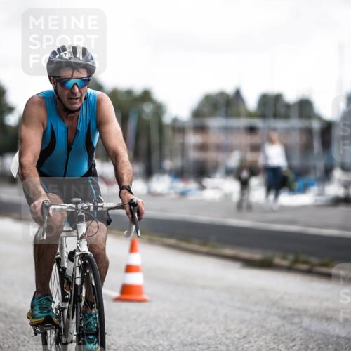 16.08.2026 - KN Förde Triathlon 2026 H.Heesch http://msf.ph/oto/9980550 16.08.2026 11:45:17 Radfahren 407 meine-sportfotos.de