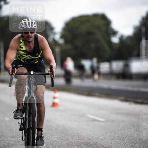 16.08.2026 - KN Förde Triathlon 2026 H.Heesch http://msf.ph/oto/9980593 16.08.2026 11:46:30 Radfahren 802 meine-sportfotos.de