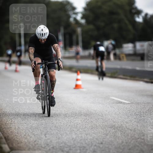 16.08.2026 - KN Förde Triathlon 2026 H.Heesch http://msf.ph/oto/9980608 16.08.2026 11:46:36 Radfahren  meine-sportfotos.de